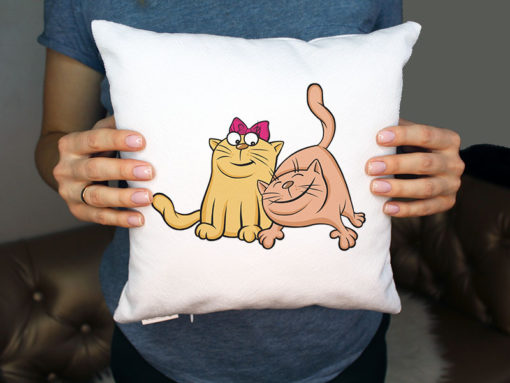 Интерьерная подушка с печатью с котами